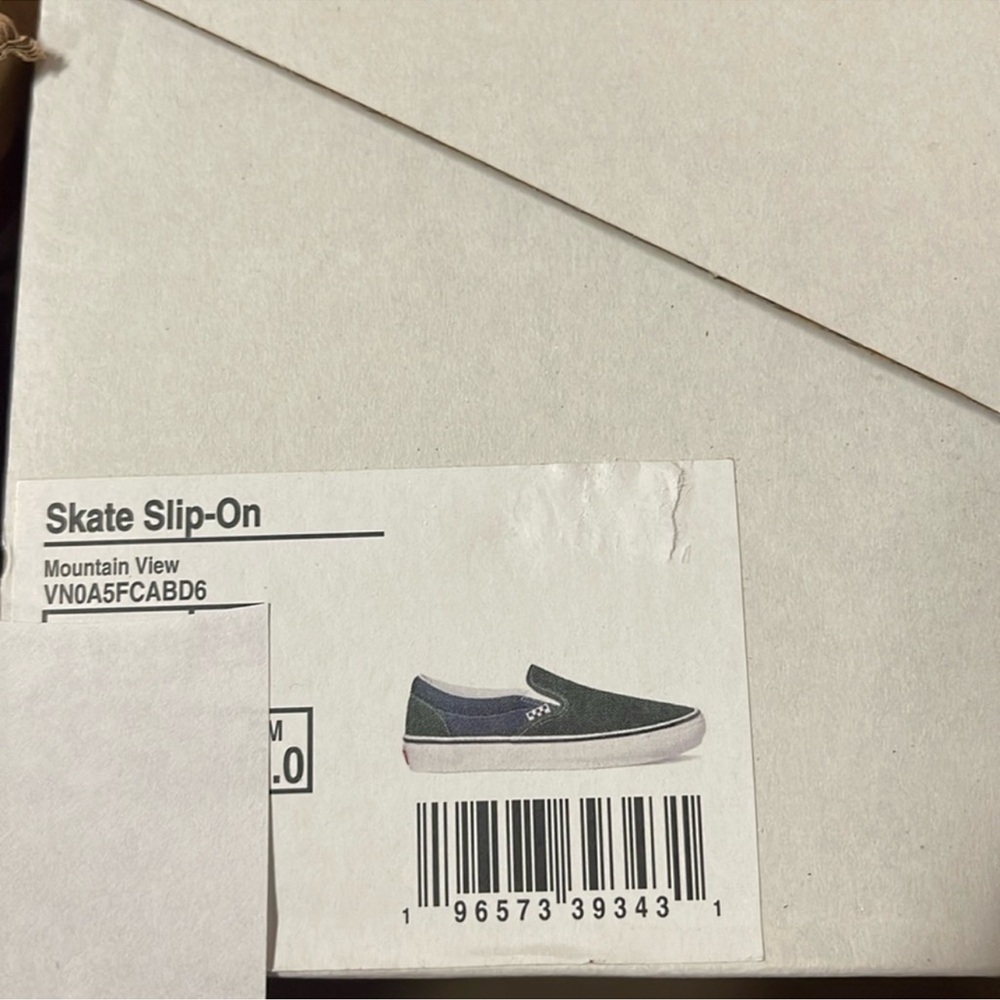 Vans WMNS Skate Slip-On
Mountain View
VN0A5FCABD6
Sneakers - Picture 16 of 16